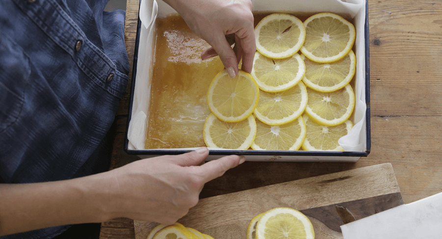 שלב שני - עוגת תפוזים הפוכה