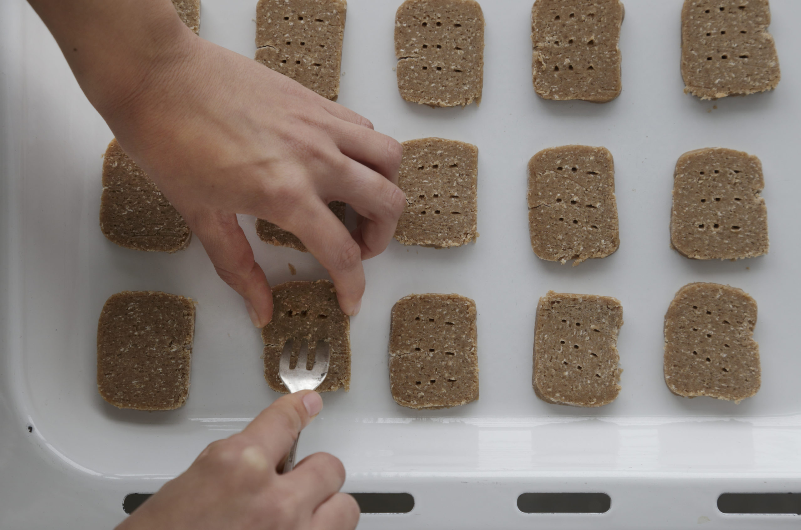שלב שישי - ביסקוויטים של קוואקר ב-5 דקות!