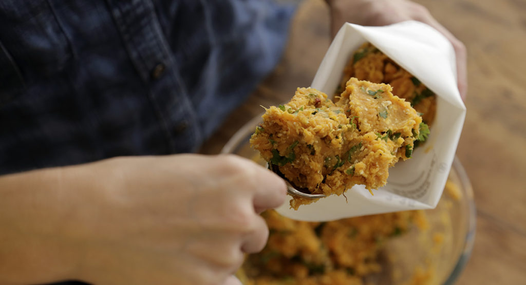 שלב שלישי - לביבות בטטה קארי