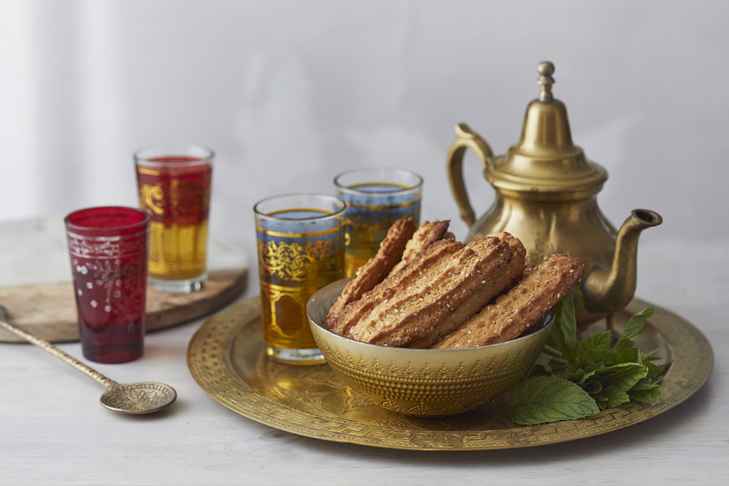 שלב חמישי - עוגיות קוואקר פריכות של יונית צוקרמן