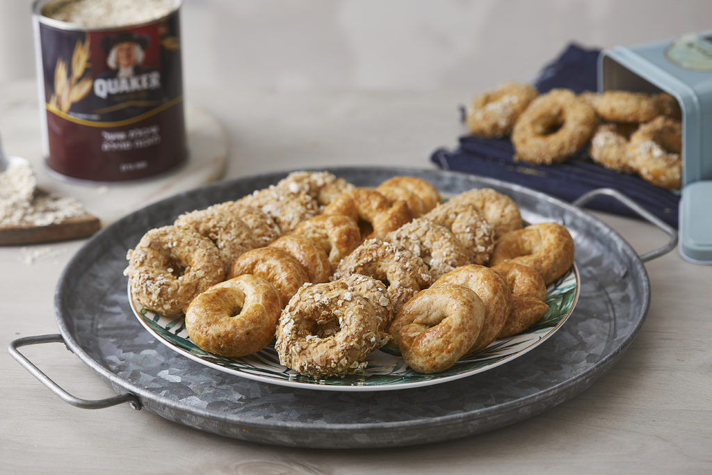 שלב רביעי  - כעכים מלוחים עם קוואקר של יונית צוקרמן