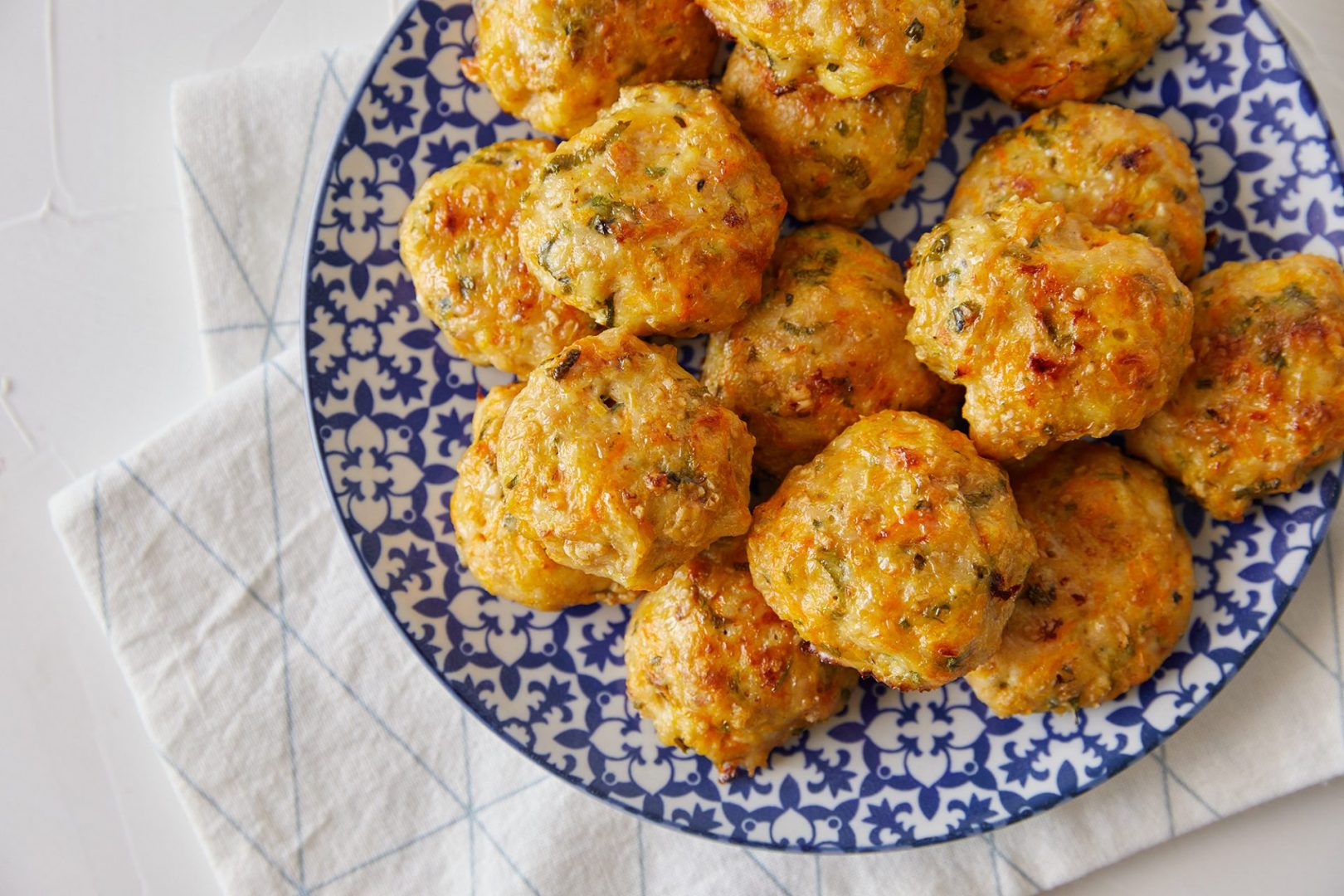 קציצות עוף אפויות עם קוואקר