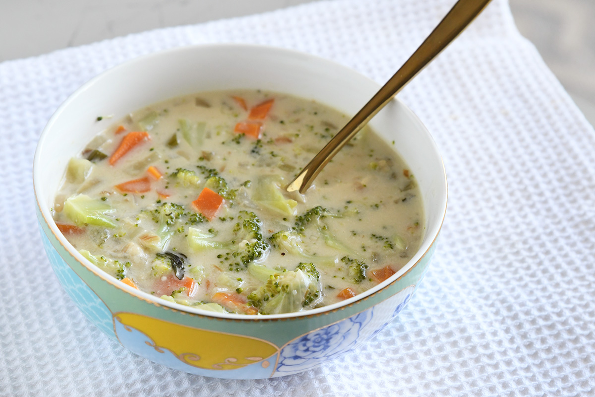 מרק ברוקולי וקוואקר סמיך