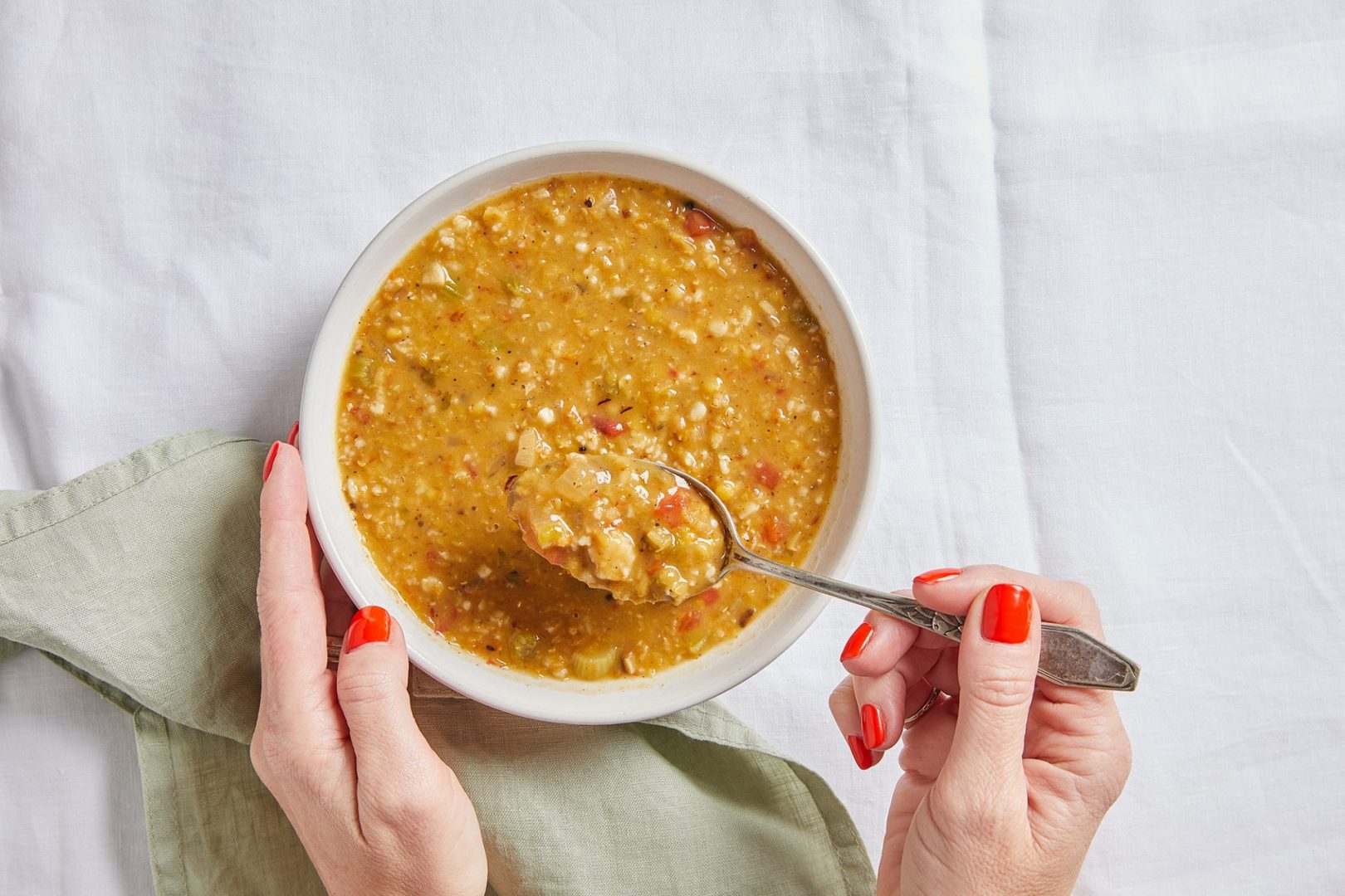 מרק עדשים כתומות וקוואקר