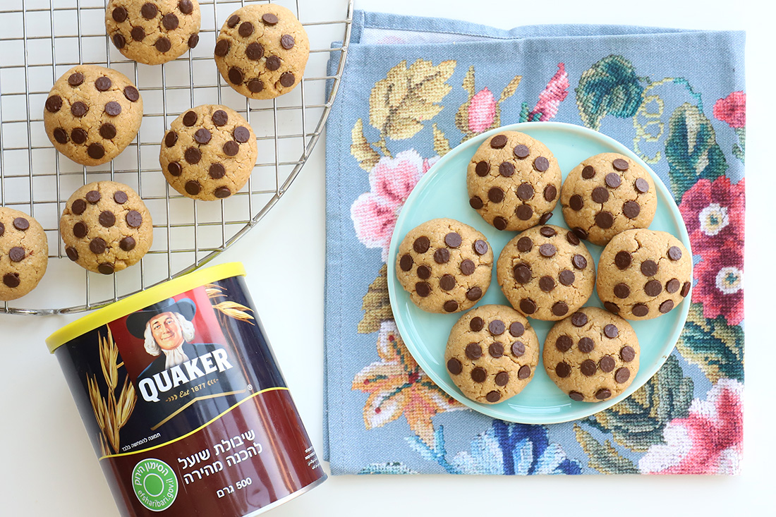 עוגיות קוואקר וחמאת בוטנים ללא קמח
