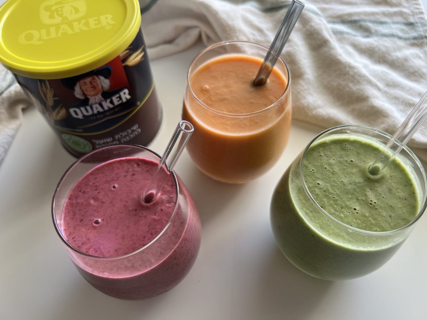 שייק פירות וקוואקר