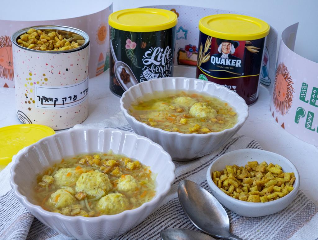 שקדי מרק ביתיים וקניידלך עם עוף וקוואקר של קובי אדרי