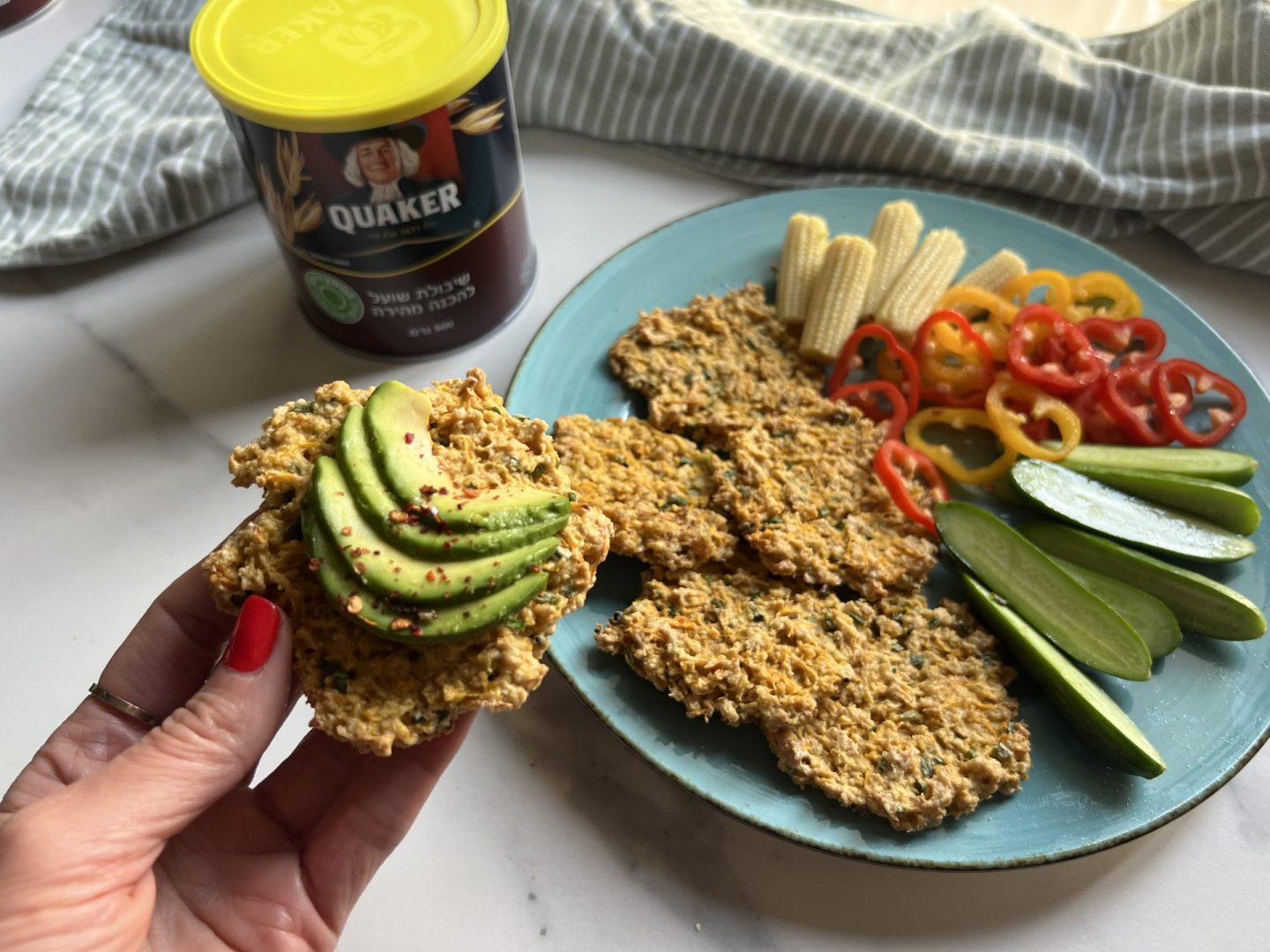 לחם קוואקר וגזר שטוח בתנור